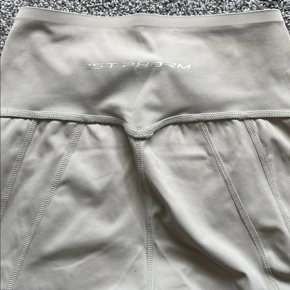 EUC 1st Phorm Full Length High Rise Reversible Leggings - Picture 9 of 9